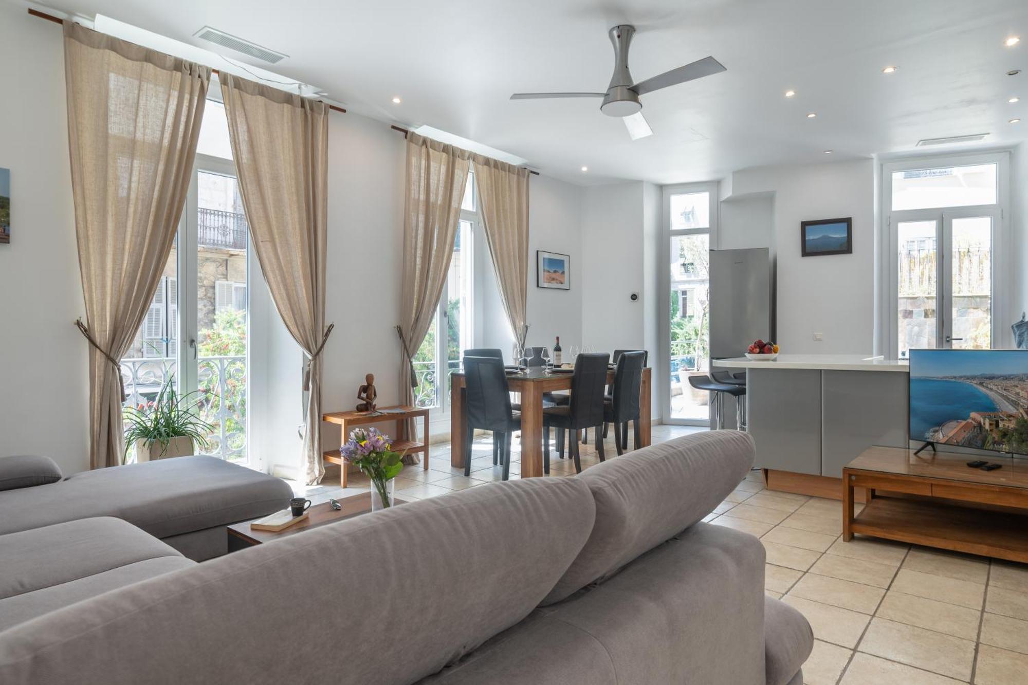 "Le Zen" By Enjoynice, Central Spacious Apartment With Airco, Beach At 10 Min Εξωτερικό φωτογραφία